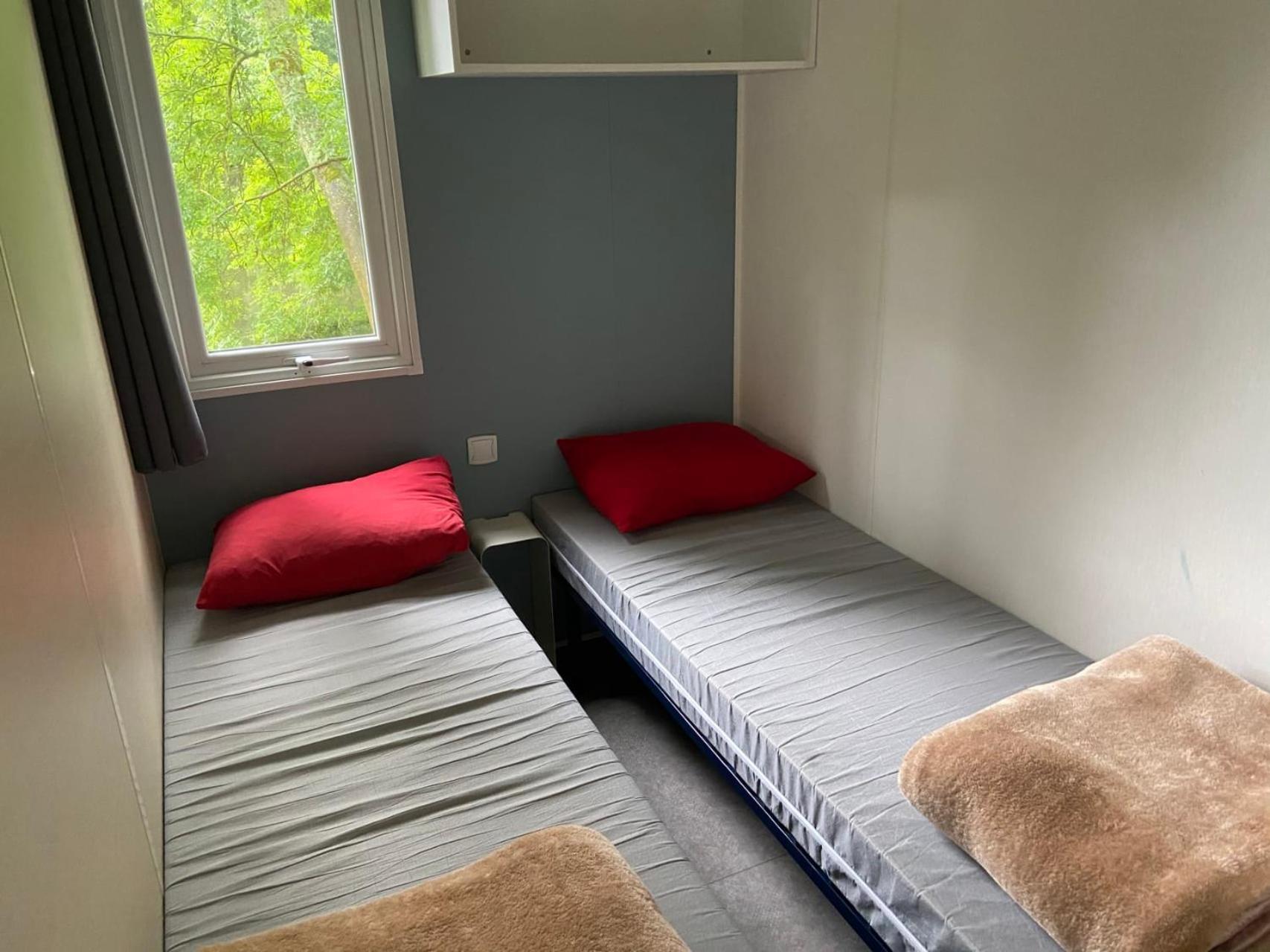 Europarcs Het Amsterdamse Bos Hotel Amstelveen Ruang foto
